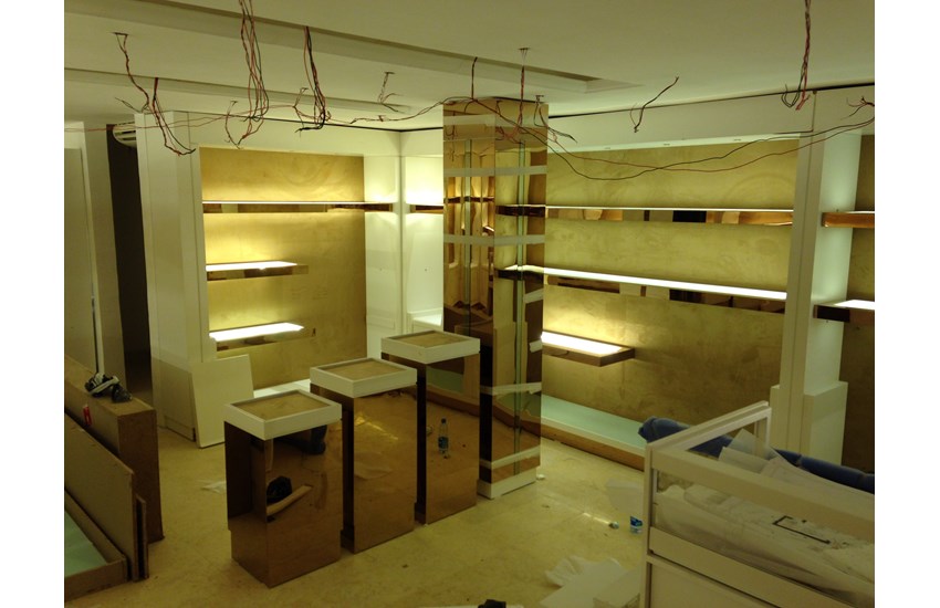 Gucci & Dolce Gabbana Store - Nijerya