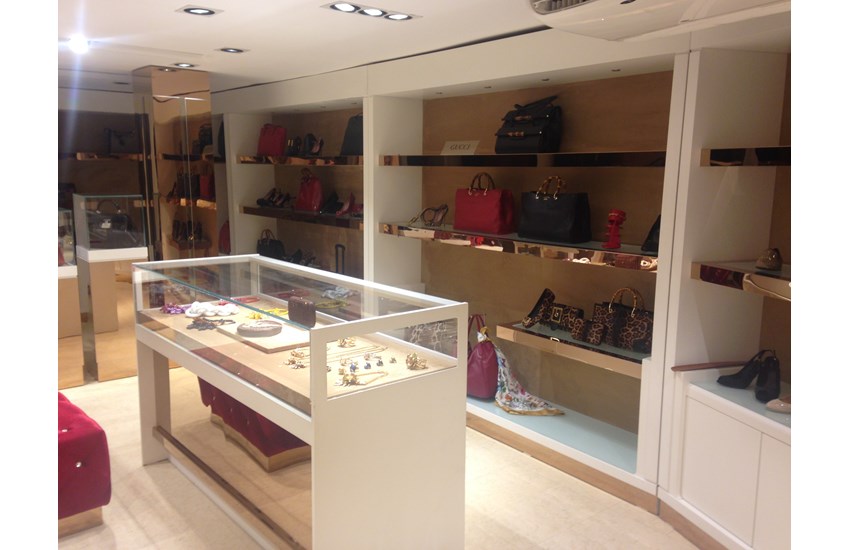 Gucci & Dolce Gabbana Store - Nijerya